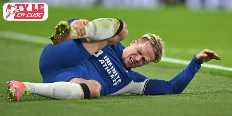 Chấn thương bào mòn ngân sách, đội hình và tham vọng Chelsea