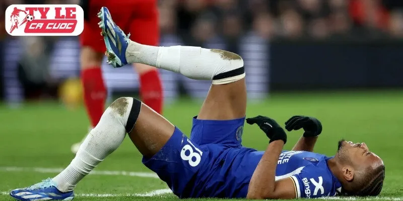 Lịch đấu khắc nghiệt khiến nhiều CLB gặp biến cố chấn thương