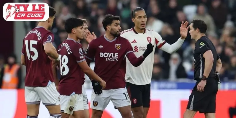 Paquetá Bị Truất Quyền Thi Đấu: Thẻ Đỏ Gây Phẫn Nộ, CĐV Phản Ứng Dữ Dội