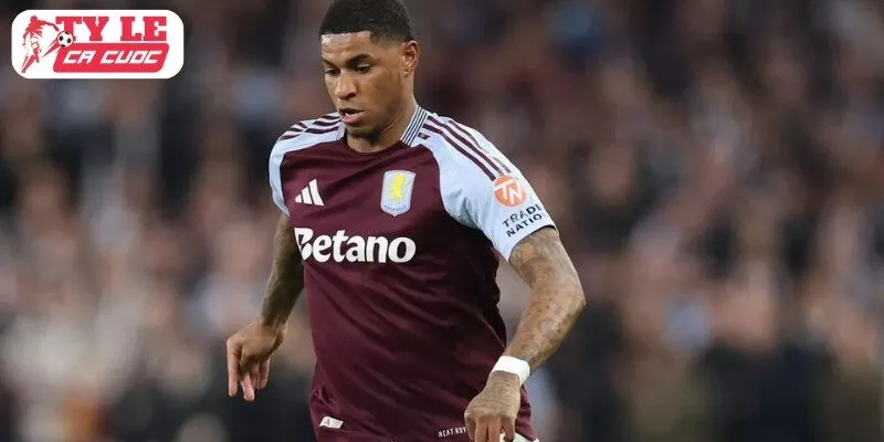 Tương lai Rashford lửng lơ